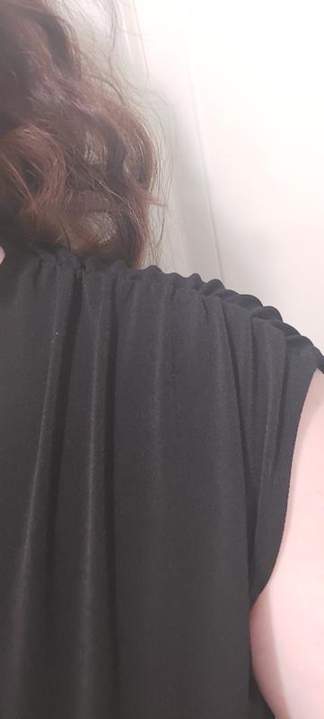 Cute detail on shoulders