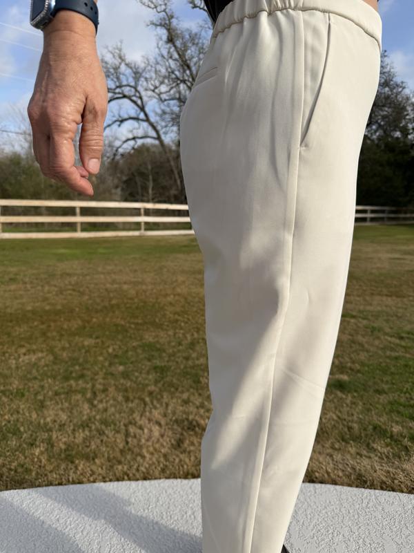 plenty of room in the hips