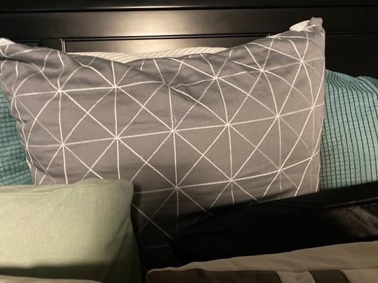 Beautiful addition to my bed