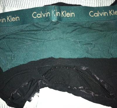 start out like green with small hole. end up like black with large holes