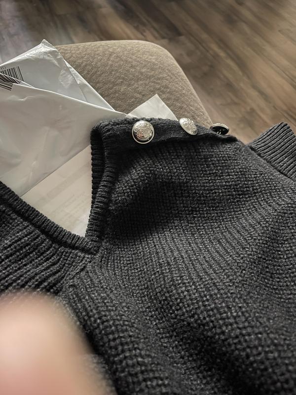 Sexy cold shoulder cut out