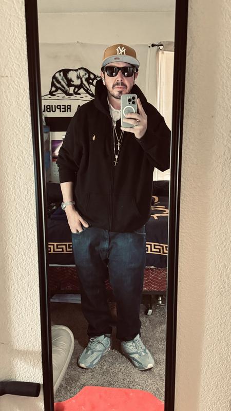 Remember, I'm 6 foot two so these photos are to show how long the jacket actually is which is exactly what I was looking for