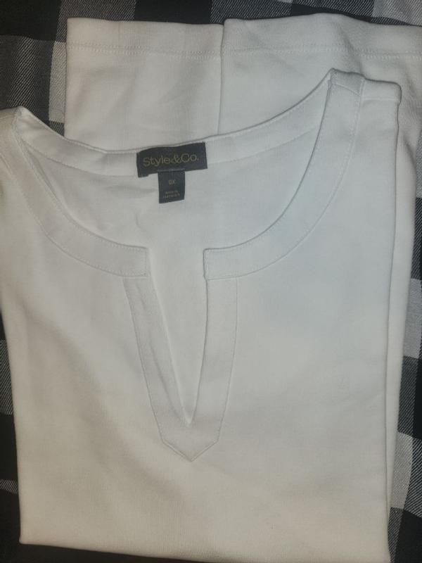 Customer carousel item 11.
