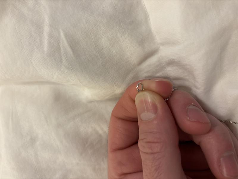 First day of use. Broken clasp.