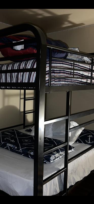 The 8-piece is a queen size but I put it on a full bed and as seen in the photo it looks nice.  I like it because it's blue, white and red. it's a good material.  wash delicately.