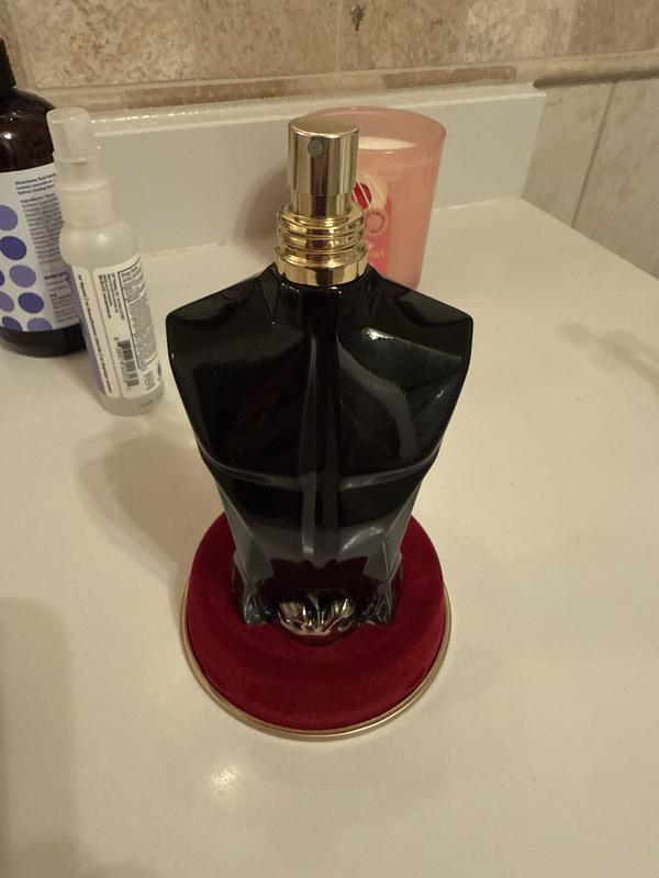 Customer carousel item 1.