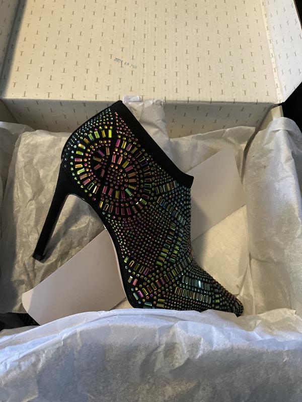 Inspected each shoe and none of the beads came off