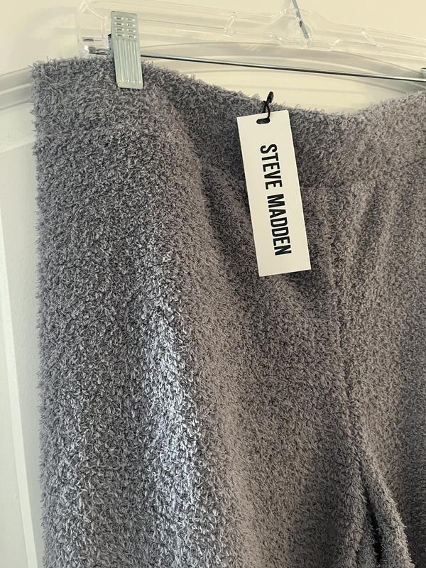 Close up of that soft chenille!