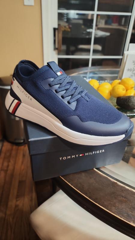   トミーフィルフィガー Arosa スニーカー Tommy Hilfiger Women's Arosa Slip-On Jogger Sneaker - Macy's