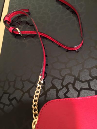 Shoulder strap nice and long to accommodate cross body