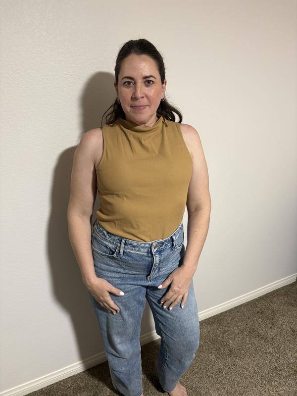 Customer carousel item 4.