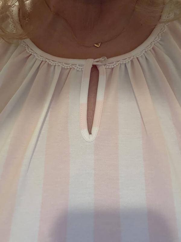 Customer carousel item 1.