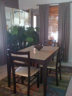 Love the creamy glass top