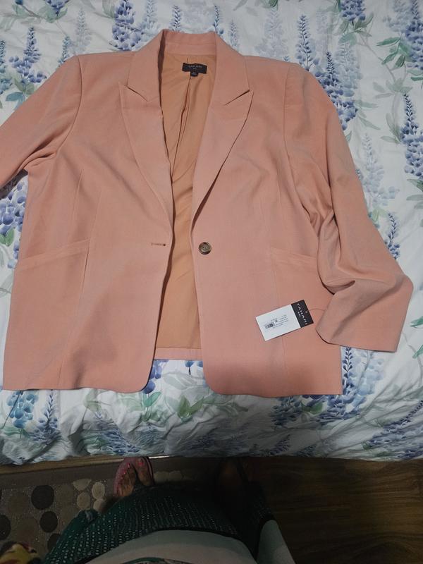 Customer carousel item 3.