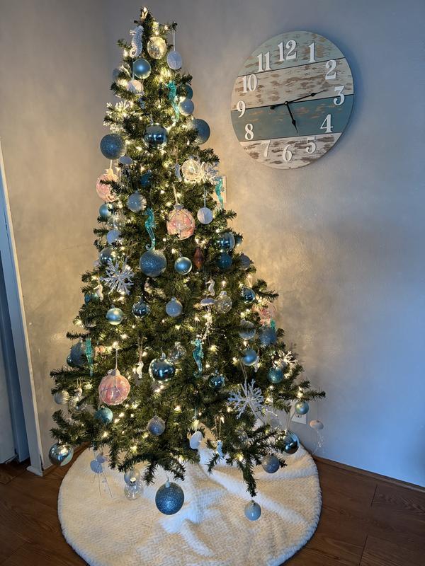 Oceans away with a seahorse