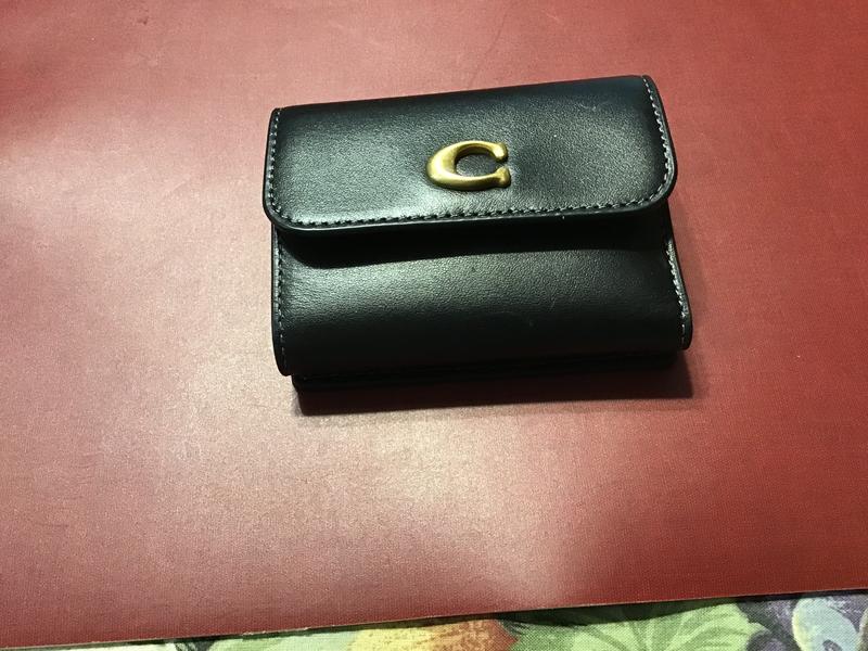 Customer carousel item 3.