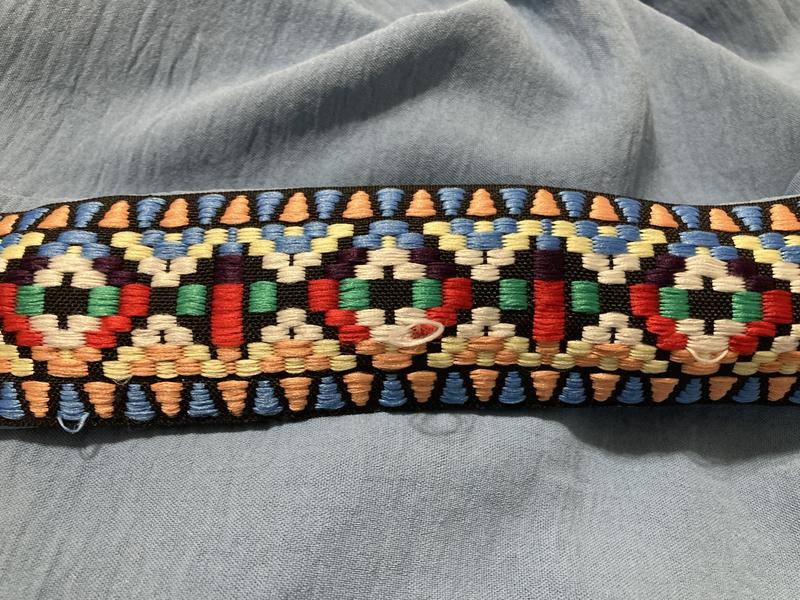 Embroidery pulls