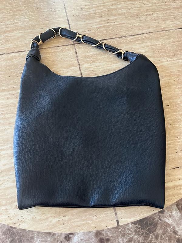 Customer carousel item 9.