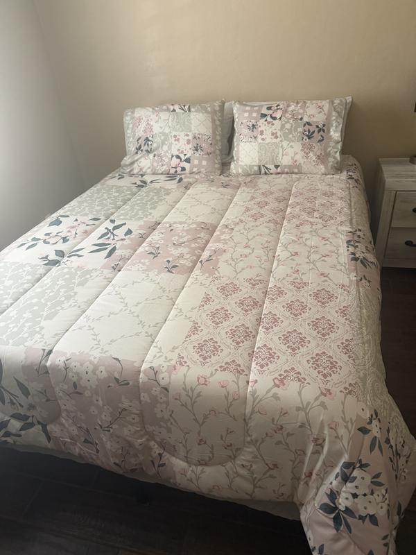 Customer carousel item 7.