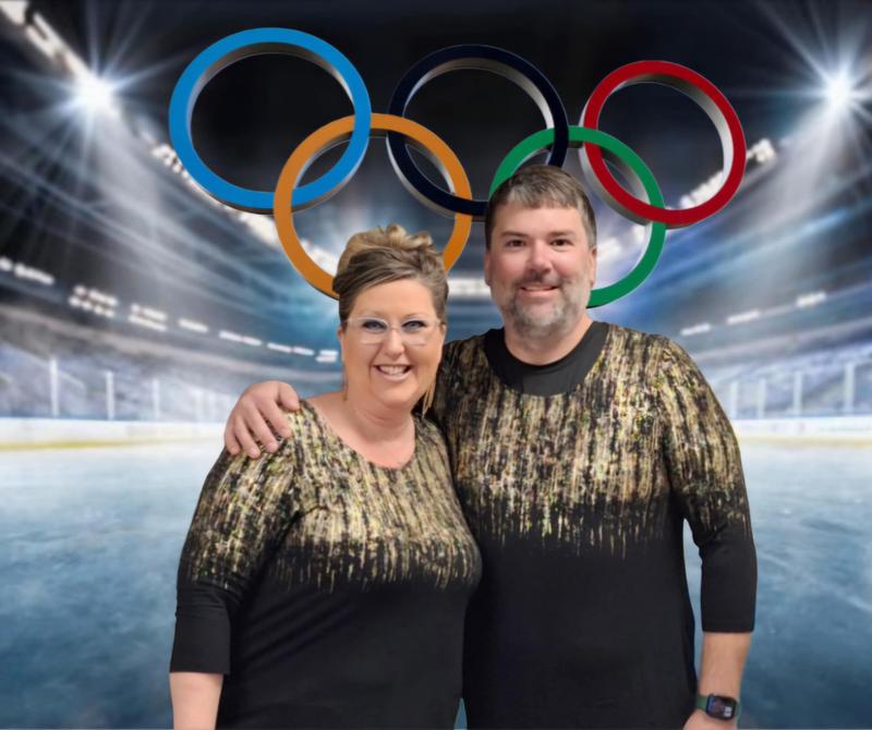 Hold me closer tiny dancer