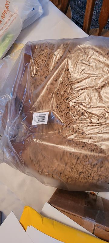 This is what I got. I ordered a leather yellow crossbody. Not even close