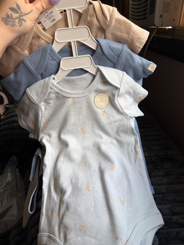 Customer carousel item 8.