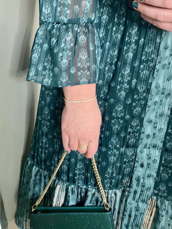 The cutest bell sleeves