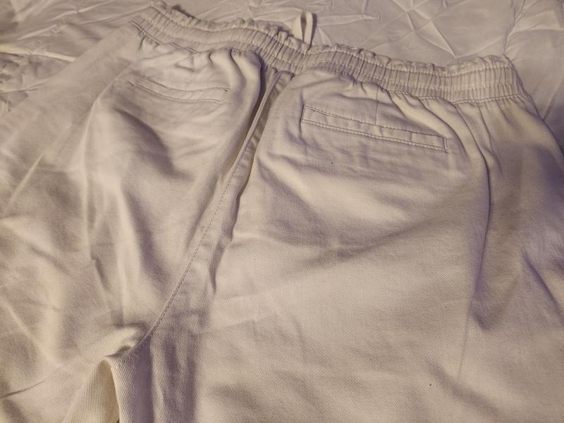 Customer carousel item 13.