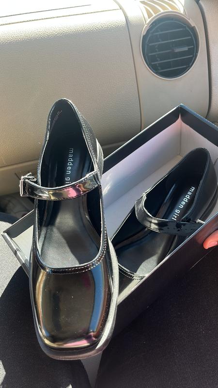 Customer carousel item 1.