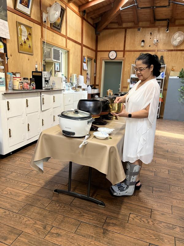 Comfortable and beautiful style.