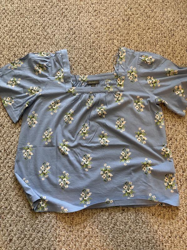 Note the square neckline front and back.