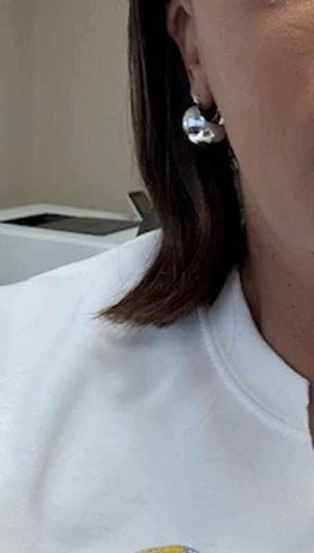 Love these beautiful drops of silver