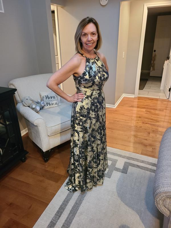 Size 8P. 5'4 (128 lbs)