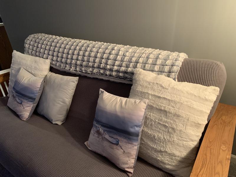 Pillow and throw decor!