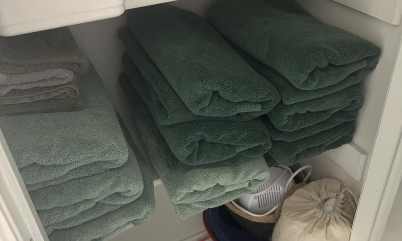 bath towels moss & evergreen