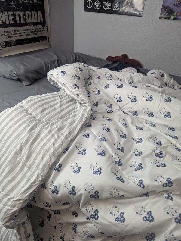 Customer carousel item 6.