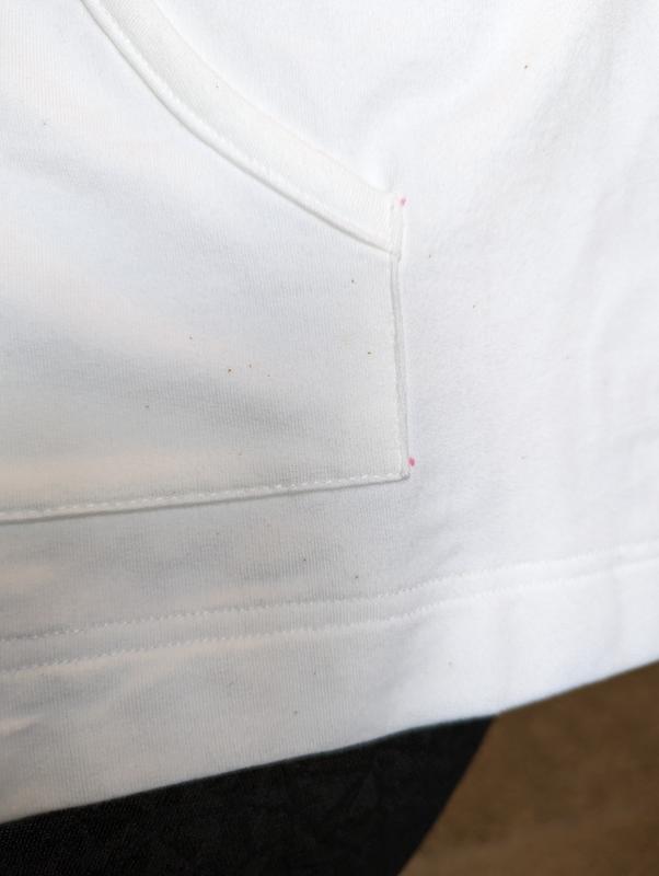 Notice the two red dots at the corner of the pocket seam.