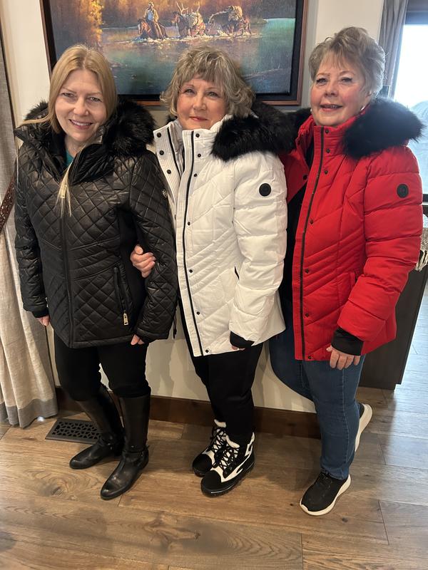 Customer carousel item 4.