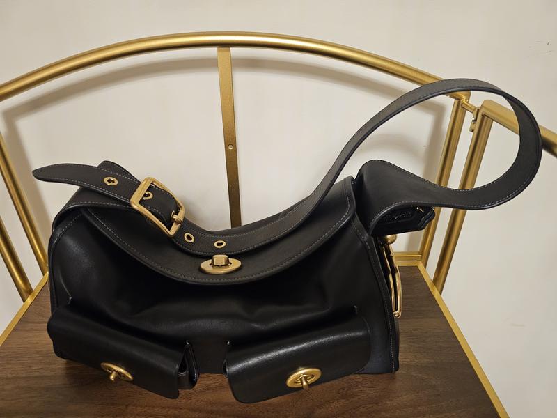 Customer carousel item 8.