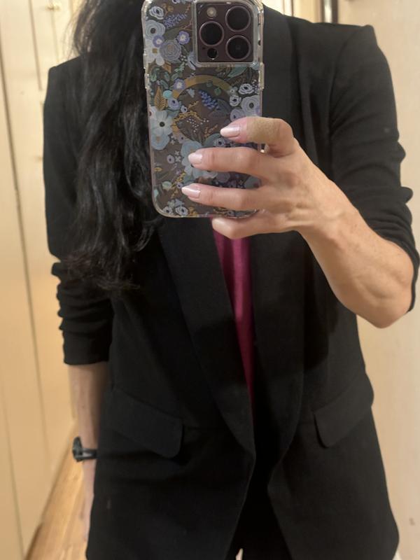 It dresses up any outfit nicely