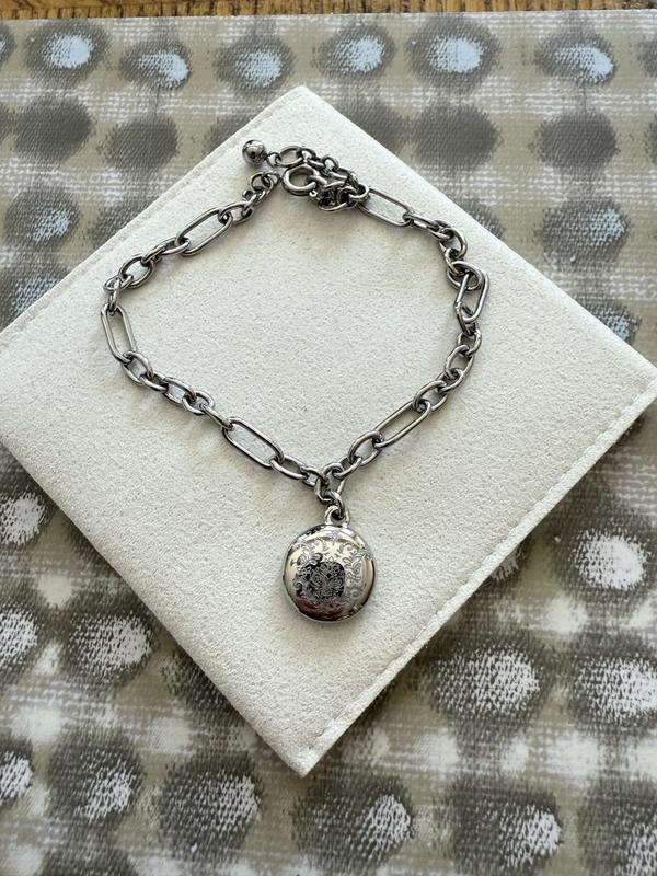 Photo from LOVEtoSHOP