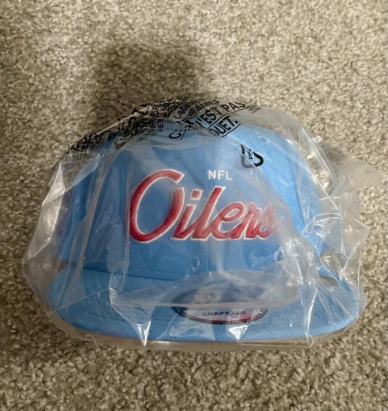 Houston we have a Problem! Because where is the Houston on this Hat????