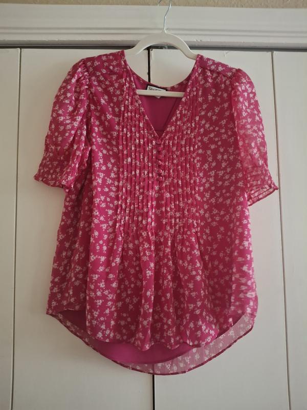 Photo from Petite Shopper