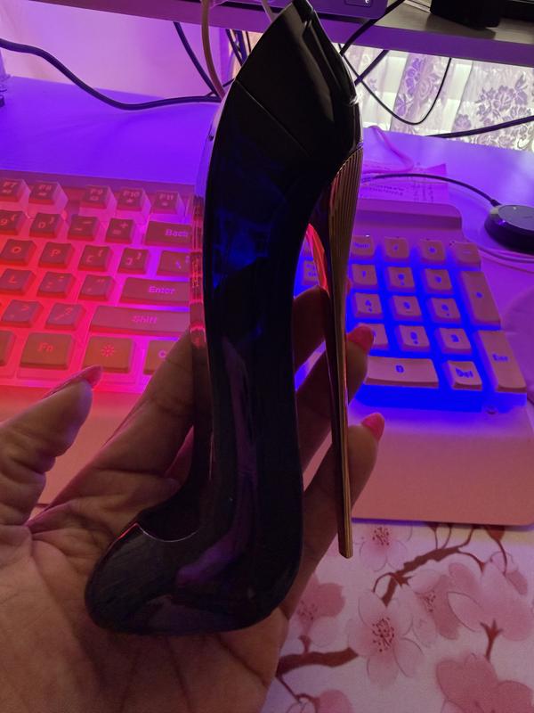 Customer carousel item 10.
