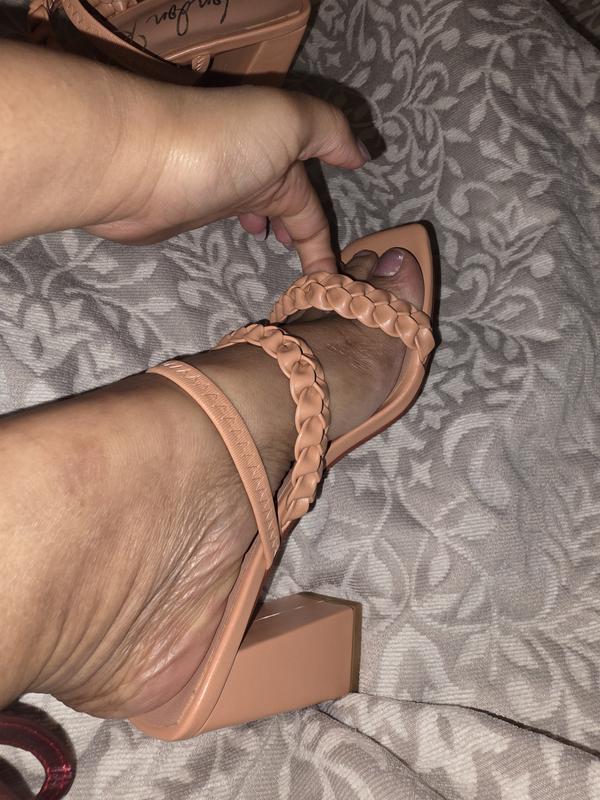 Loose strap. Beautiful peach color!