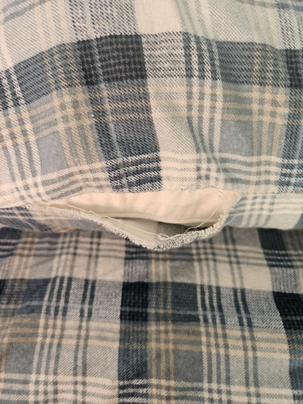 Found this as I put them on the pillow for the very first time.