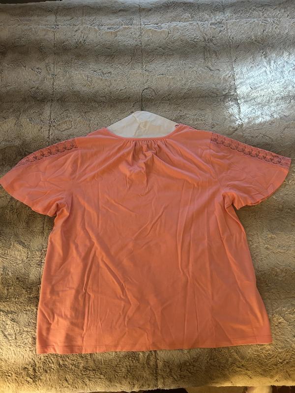 Photo from Loves to Shop