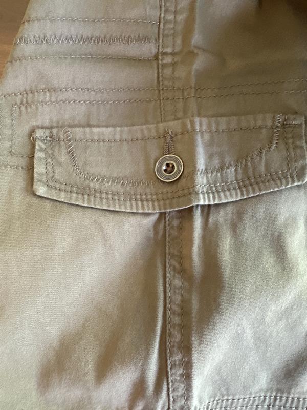 Second view of the pocket flap