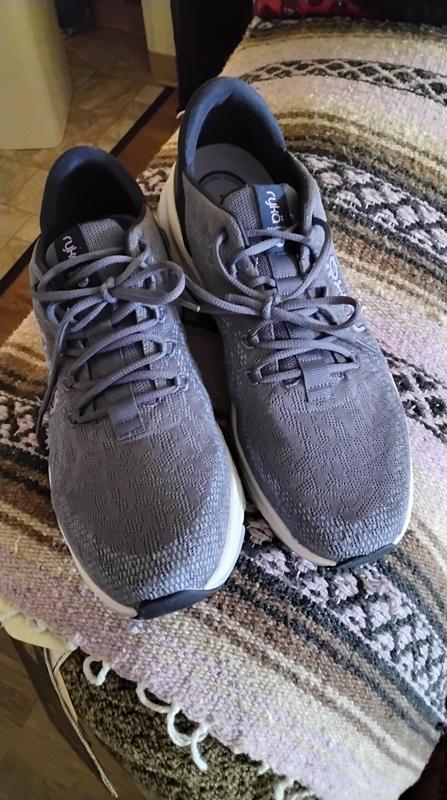 Customer carousel item 3.