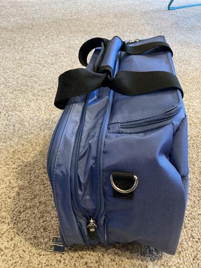 Zipper to make tote roomier